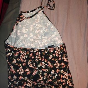 Open back tie up top. Like new